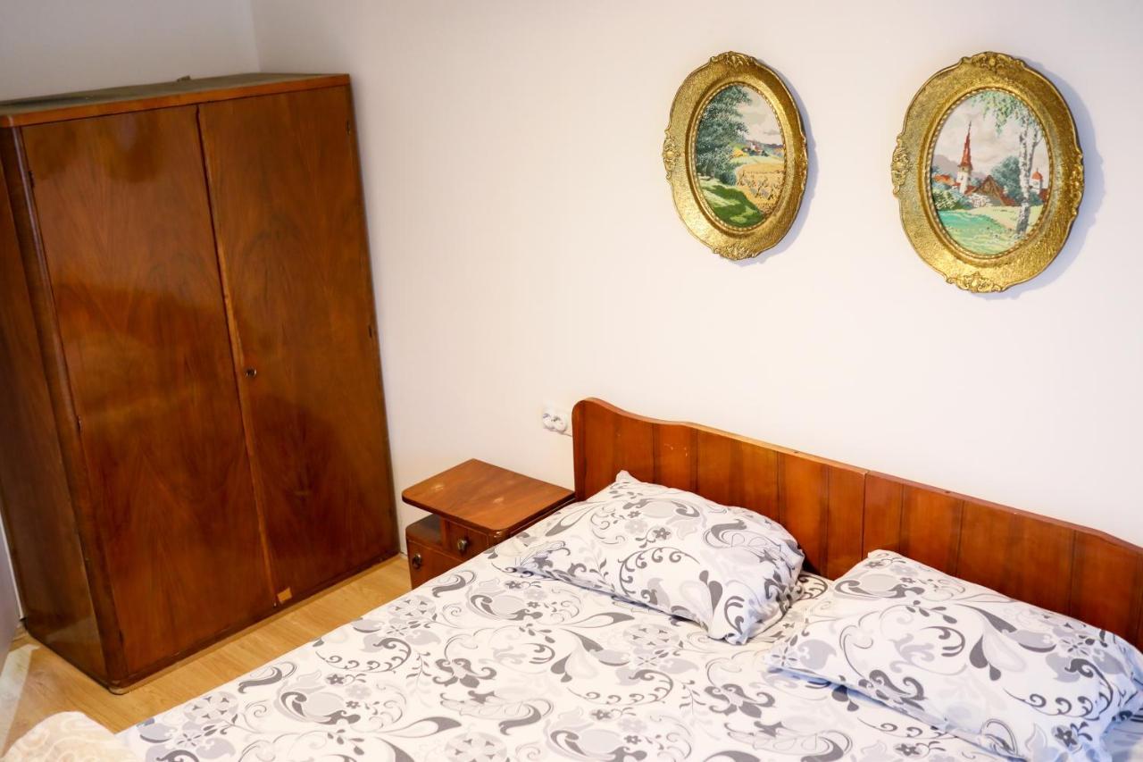 Green Apartments Kursumlija Extérieur photo