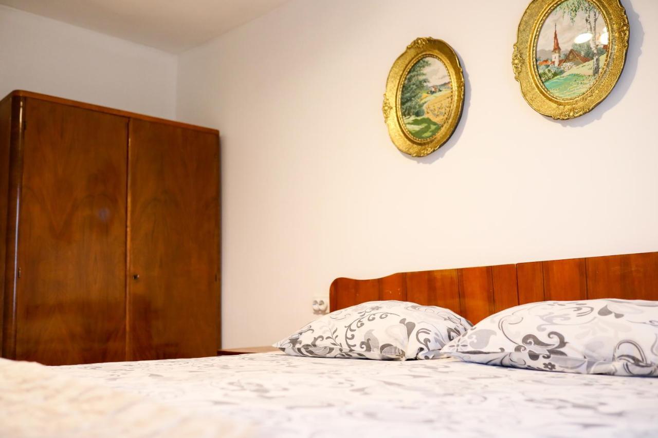 Green Apartments Kursumlija Extérieur photo